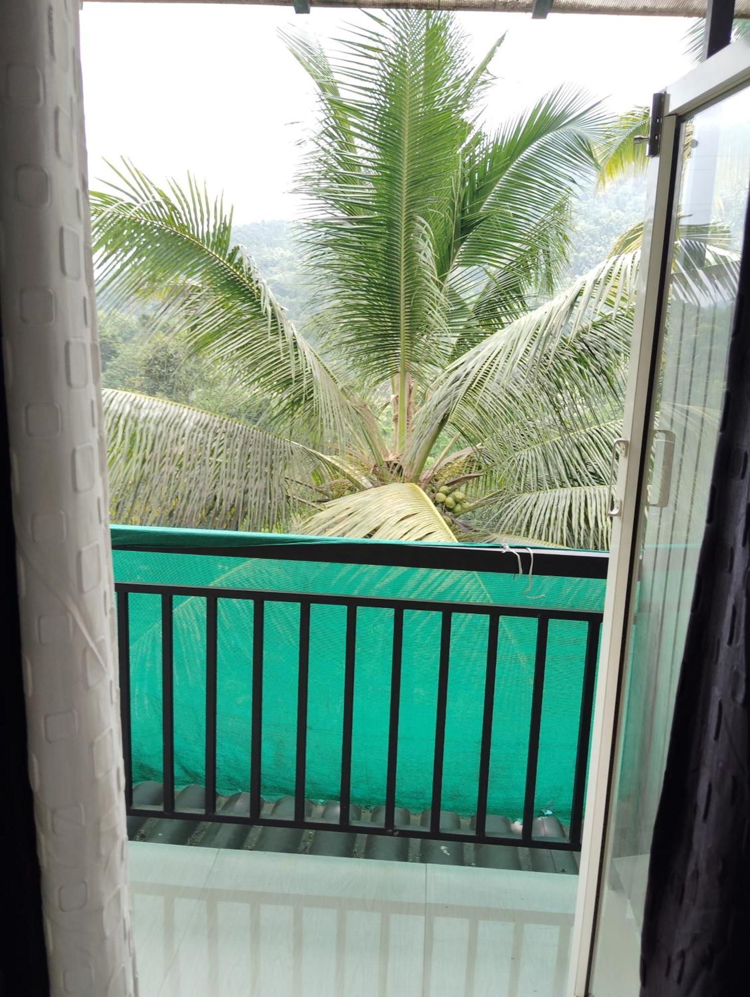 Riya Home Stay Munnar Anaviratty Eksteriør bilde
