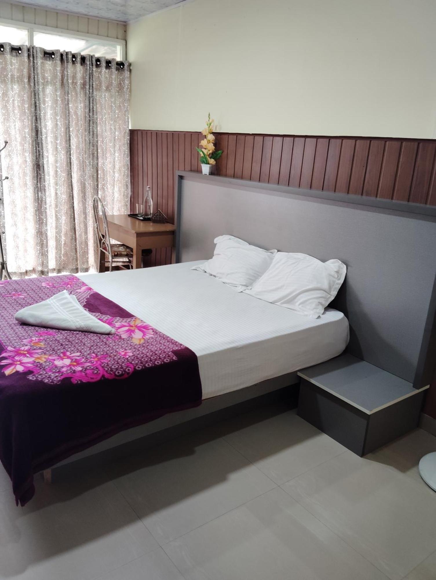 Riya Home Stay Munnar Anaviratty Eksteriør bilde